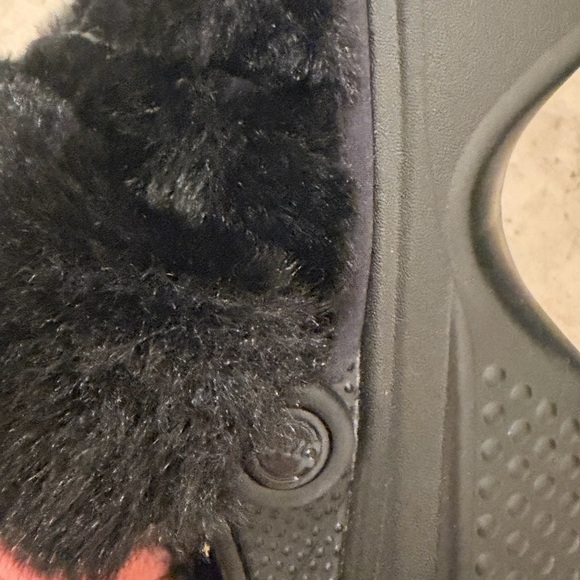 Black Furry Platform Crocs Sz10 - Picture 6 of 6